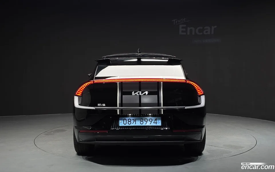Kia EV6 4WD 2023 — thumbnail 4