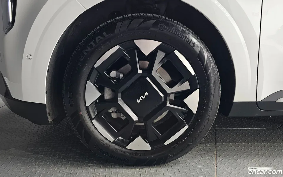 Kia Carnival HEV 9 2025 — thumbnail 2