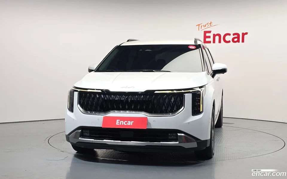 Kia Carnival HEV 9 2023 — thumbnail 3