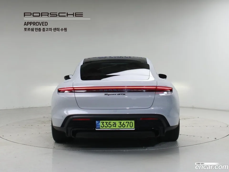 Porsche Taycan GTS 2025 — thumbnail 4