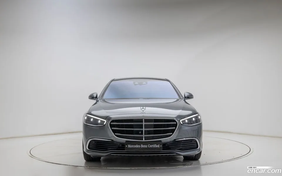 Mercedes-Benz S-Class S580L 4MATIC 2025 — thumbnail 3