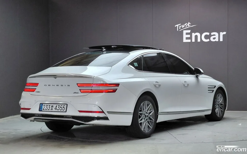 Genesis G80 2.5 AWD 2025 — photo 1, buy with delivery to Moscow