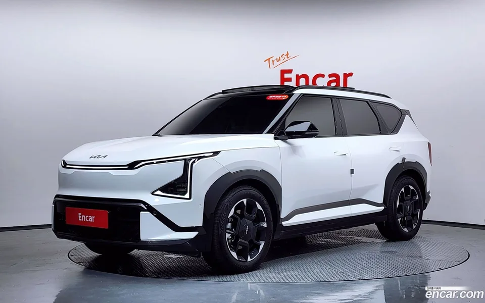 Kia EV5 2WD 2025 — photo 1, buy with delivery to Moscow