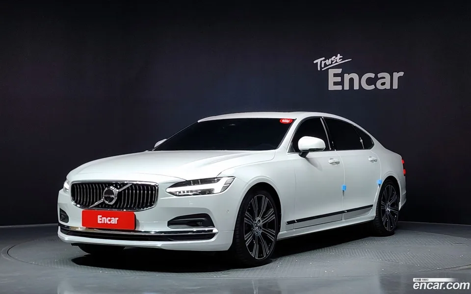 Volvo S90 B6 AWD 2024 — photo 1, buy with delivery to Moscow