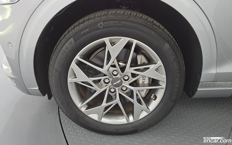 Genesis GV70 2.5T AWD 2022 — thumbnail 2