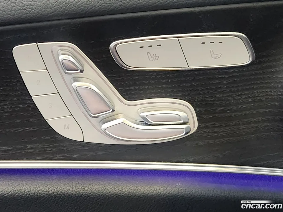 Mercedes-Benz E-Class E250 2022 — thumbnail 5
