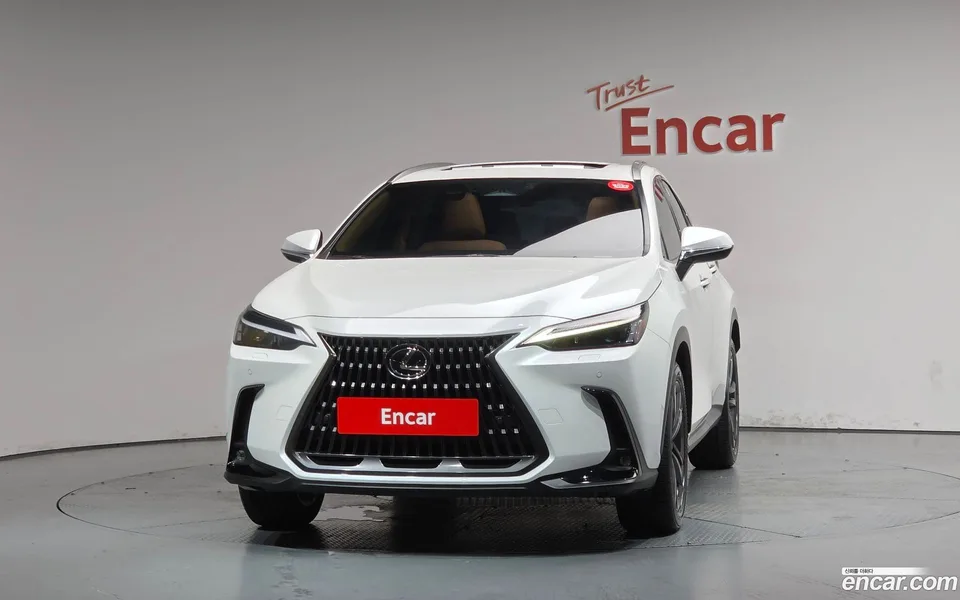 Lexus NX 350h 2025 — thumbnail 3