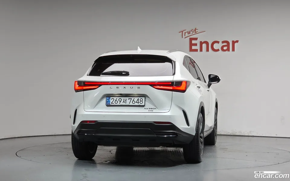Lexus NX 350h 2025 — thumbnail 4