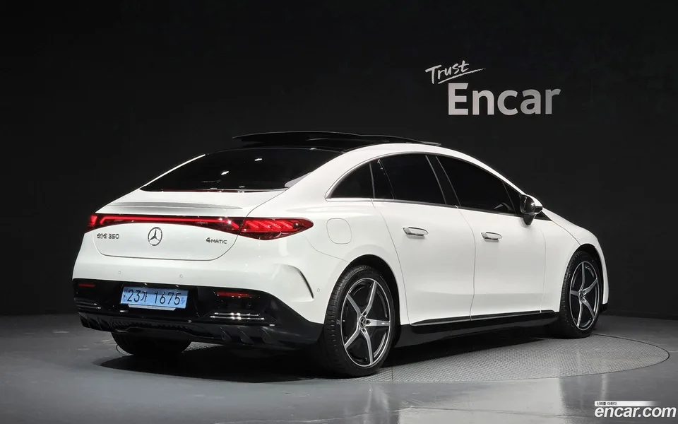 Mercedes-Benz EQE EQE350 4MATIC 2023 — thumbnail 3