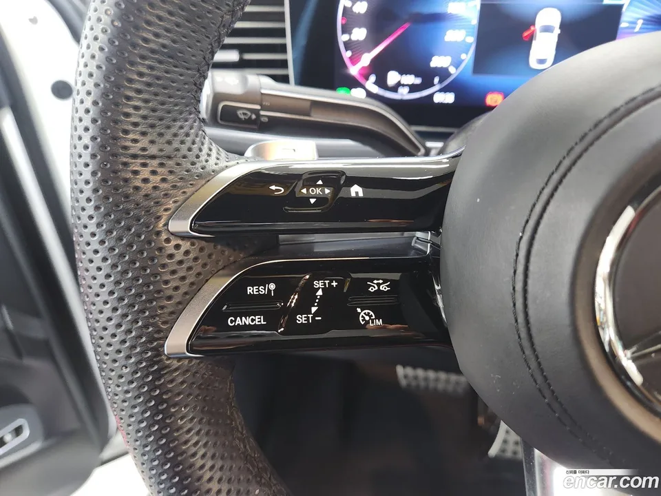 Mercedes-Benz GLE-Class GLE450d 4MATIC 2023 — thumbnail 2
