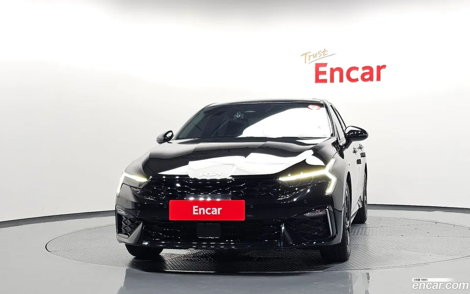 Kia K5 2.0 2025 — thumbnail 3