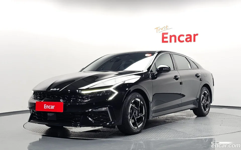 Kia K5 2.0 2025 — photo 1, buy with delivery to Moscow