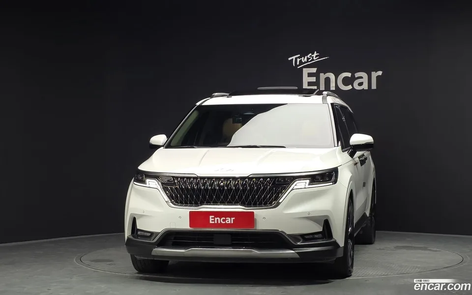 Kia Carnival 9 2022 — thumbnail 3