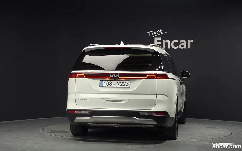 Kia Carnival 9 2022 — thumbnail 4