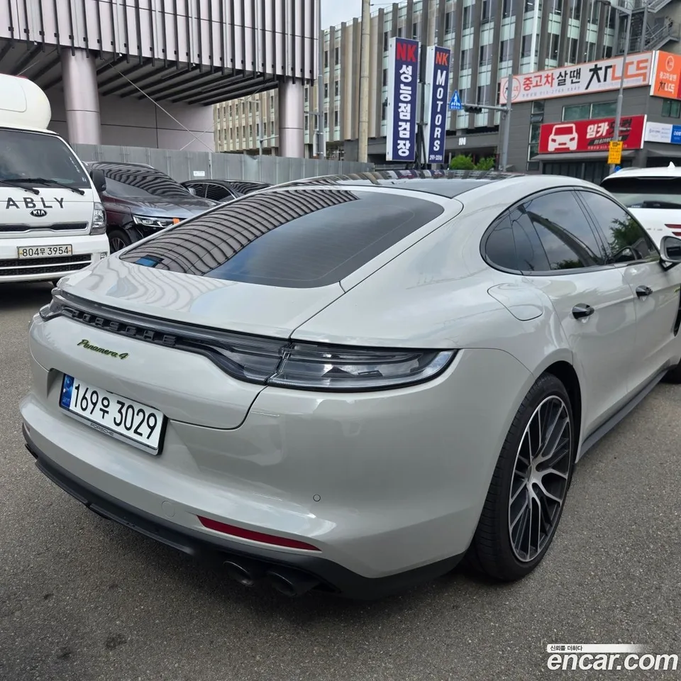 Porsche Panamera (971) 2.9 AWD E- 2023 — thumbnail 3