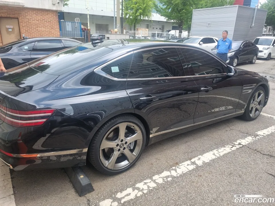 Genesis G80 3.5 AWD 2023 — thumbnail 4