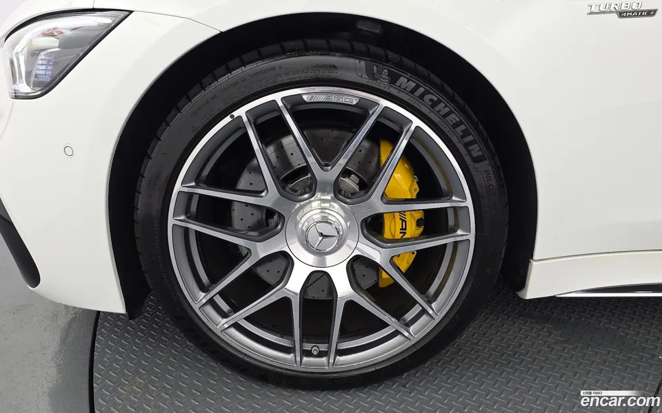 Mercedes-Benz AMG GT 4 43 4MATIC+ 2023 — thumbnail 5