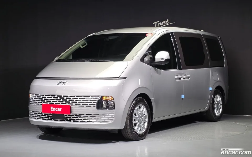 Hyundai Staria 2022