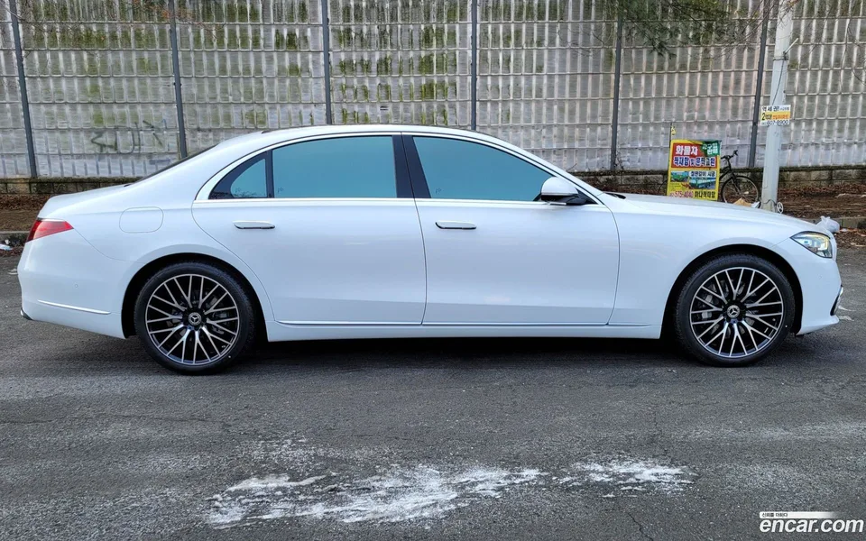 Mercedes-Benz S-Class S450L 4MATIC 2025 — thumbnail 2