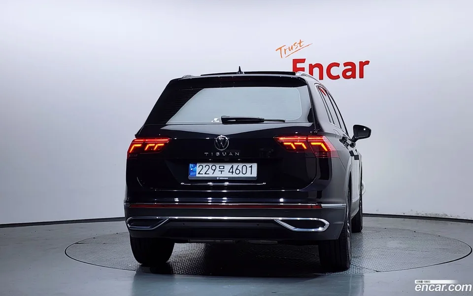 Volkswagen Tiguan 2.0 TDI 2022 — thumbnail 4