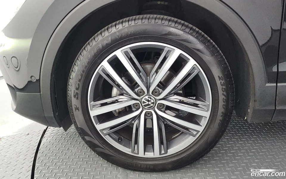 Volkswagen Tiguan 2.0 TDI 2022 — thumbnail 5