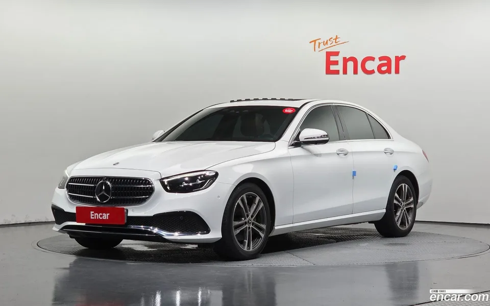 Mercedes-Benz E-Class 2023