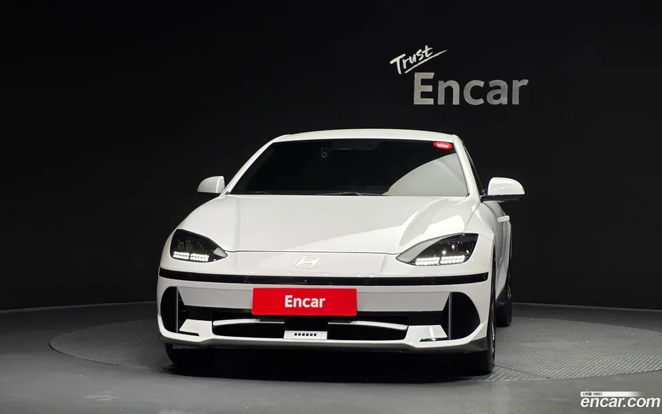 Hyundai Ioniq 6 2022 — thumbnail 3