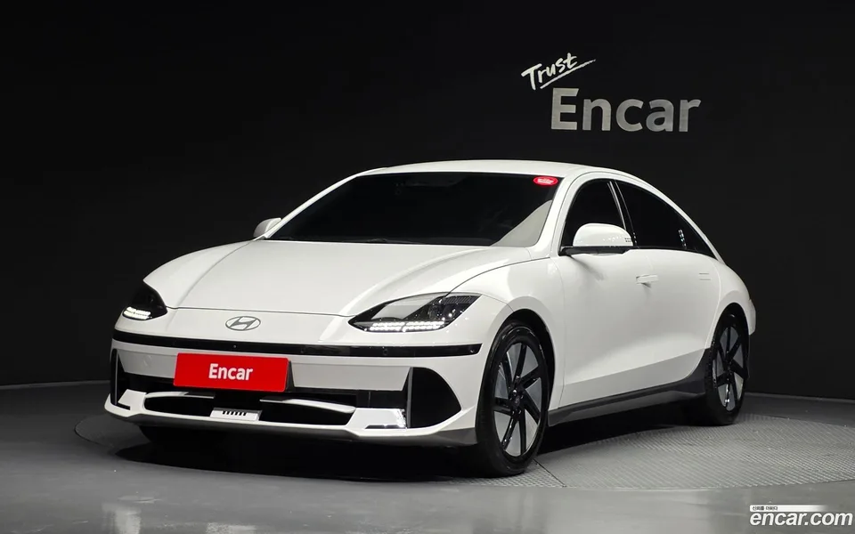 Hyundai Ioniq 6 2022 — photo 1, buy with delivery to Moscow
