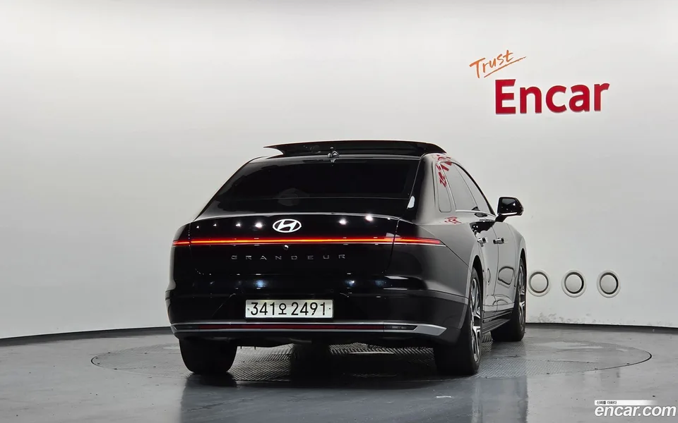 Hyundai Grandeur 3.5 LPG 2WD 2023 — thumbnail 4