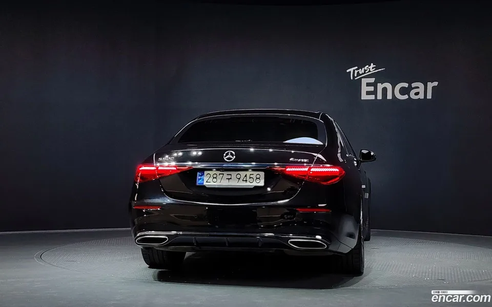 Mercedes-Benz S-Class S500L 4MATIC 2023 — thumbnail 4