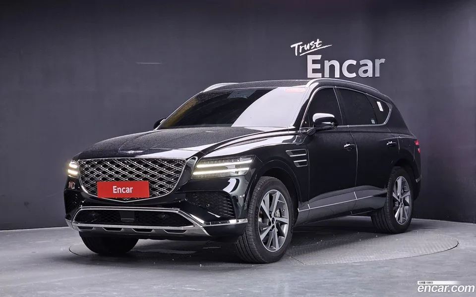 Genesis GV80 2.5T AWD 2024 — photo 1, buy with delivery to Moscow