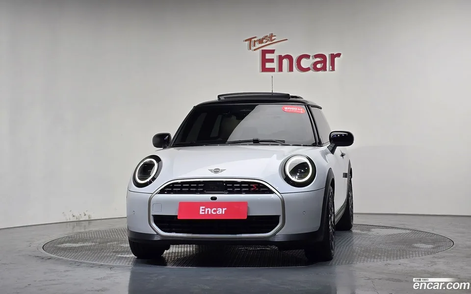 MINI Cooper S 2024 — thumbnail 3