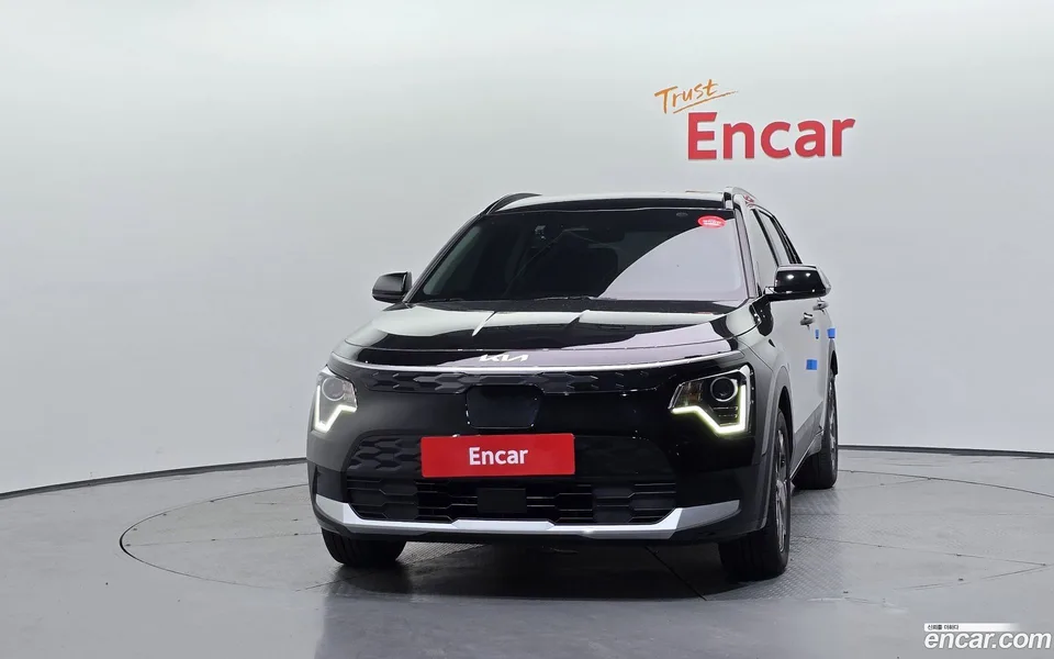 Kia Niro EV 2023 — thumbnail 3