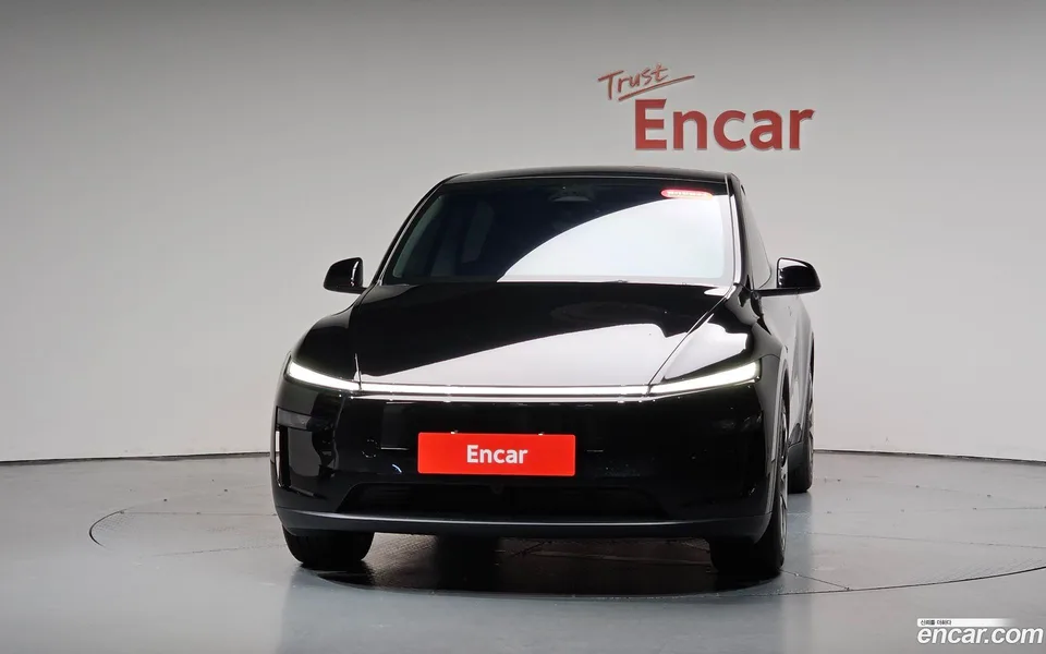 Tesla Model Y RWD 2025 — thumbnail 3
