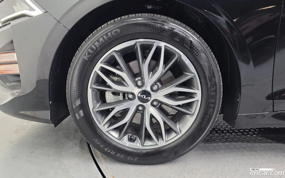 Kia K5 2.0 2022 — thumbnail 5