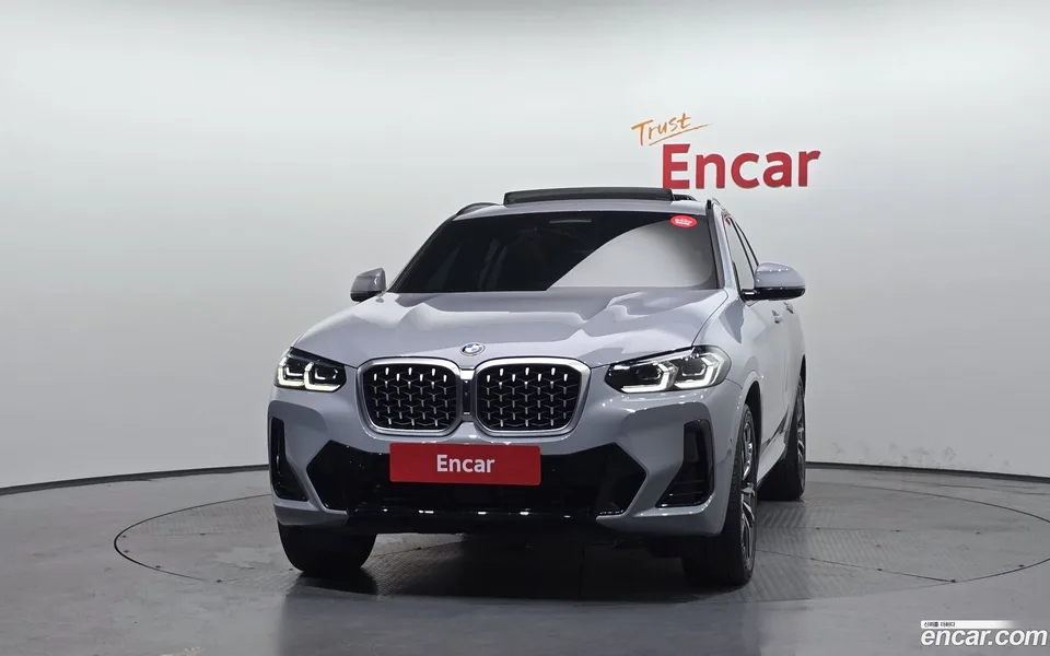 BMW X4 xDrive20i M 2025 — thumbnail 3