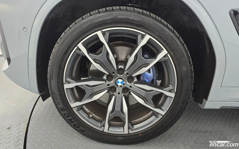 BMW X4 xDrive20i M 2025 — thumbnail 5