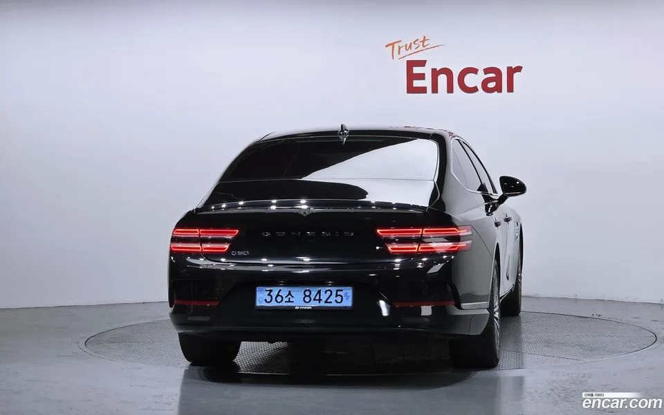 Genesis Electrified G80 e-AWD 2022 — thumbnail 4