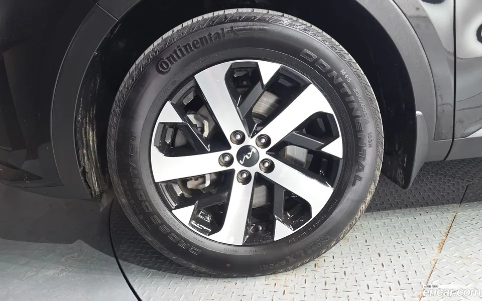 Kia Sorento 2.5T 2WD 2022 — thumbnail 2