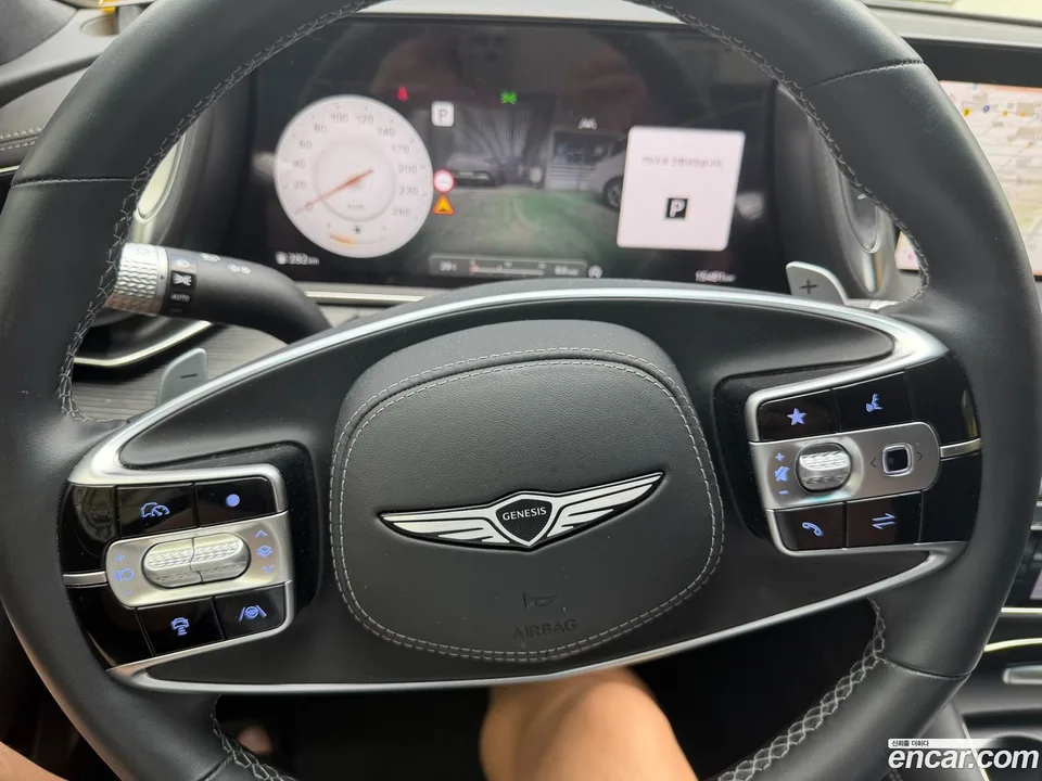 Genesis G90 3.5 AWD 2023 — thumbnail 2