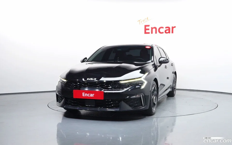 Kia K5 2.0 2025 — thumbnail 3