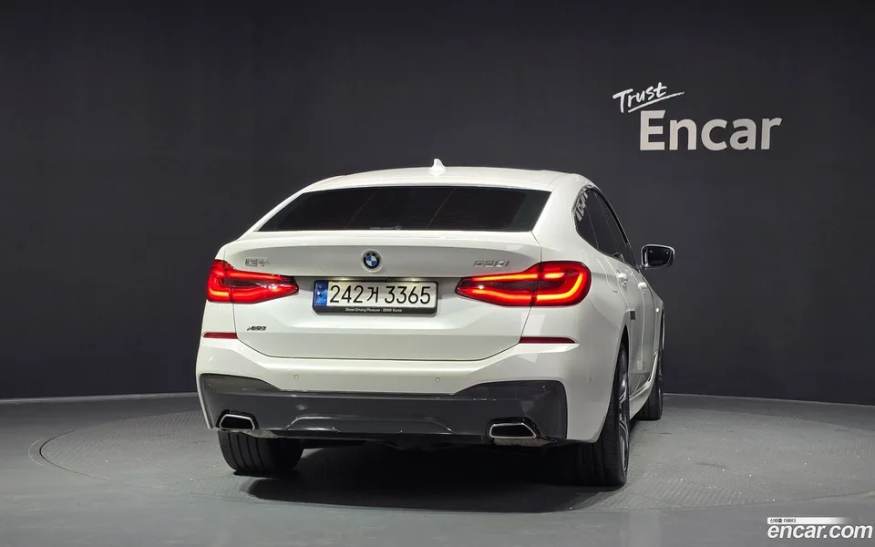 BMW 6 Series GT 630i xDrive M 2023 — thumbnail 4