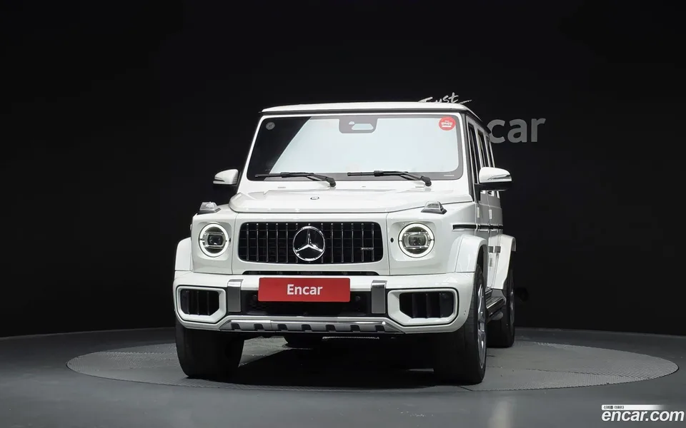 Mercedes-Benz G-Class AMG G63 2025 — thumbnail 3