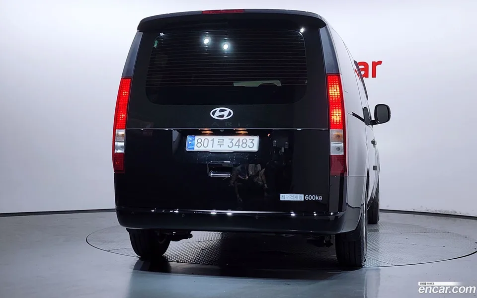 Hyundai Staria L3.5 5 2024 — thumbnail 4