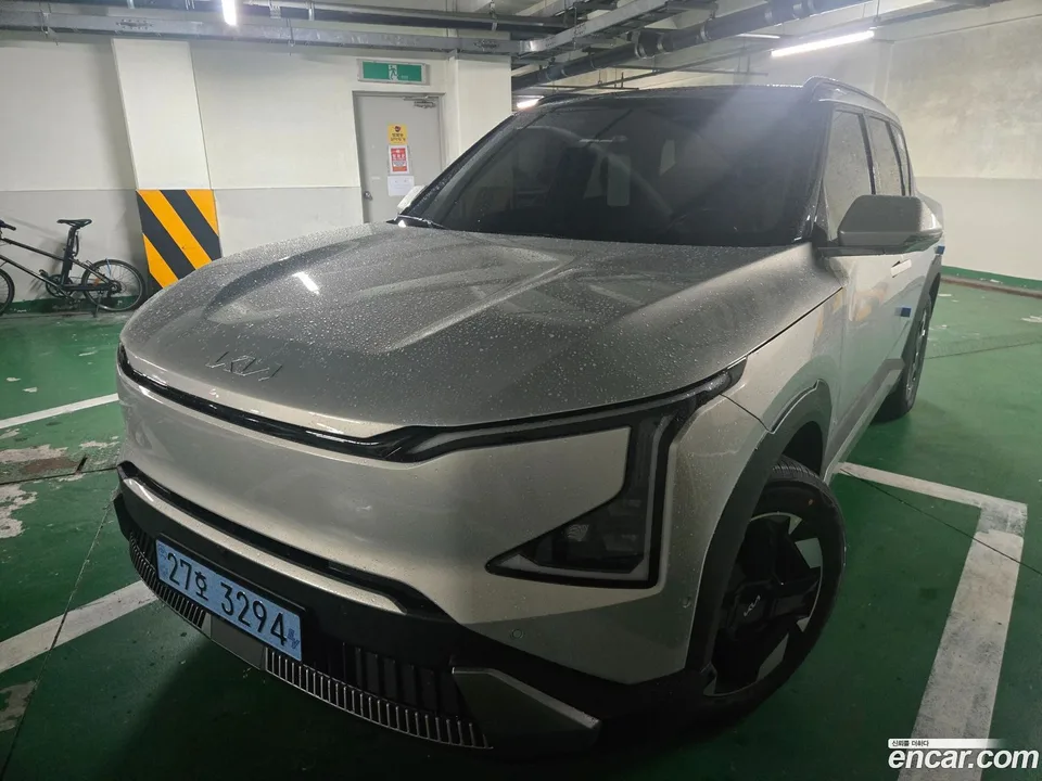 Kia EV5 2WD 2026 — photo 1, buy with delivery to Moscow