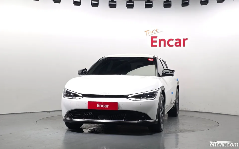Kia EV6 2024 — thumbnail 3