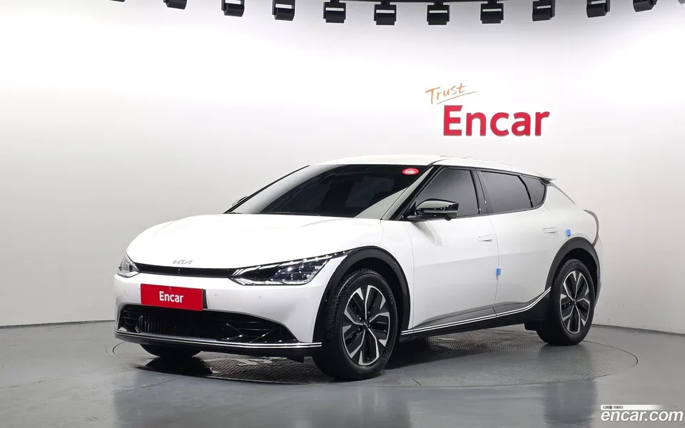 Kia EV6 2024 — photo 1, buy with delivery to Moscow