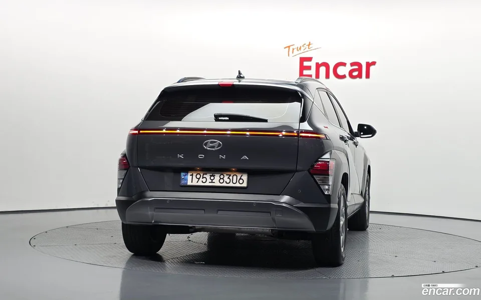 Hyundai Kona Hybrid 2023 — thumbnail 4