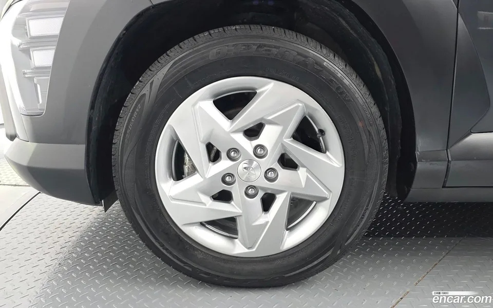 Hyundai Kona Hybrid 2023 — thumbnail 5
