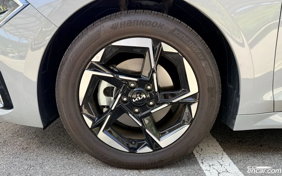 Kia K5 2.0 LPi() 2025 — thumbnail 2